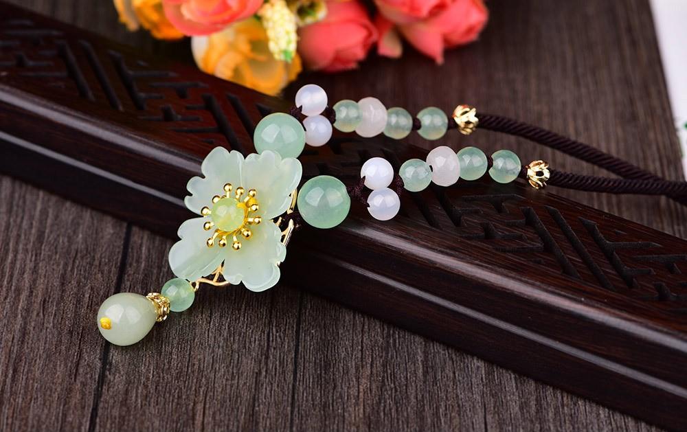 Jade Flower Choker Necklaces