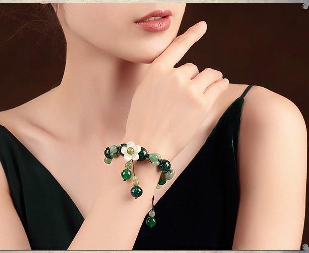 Genuine A+ Jade and Agate Flower bracelet