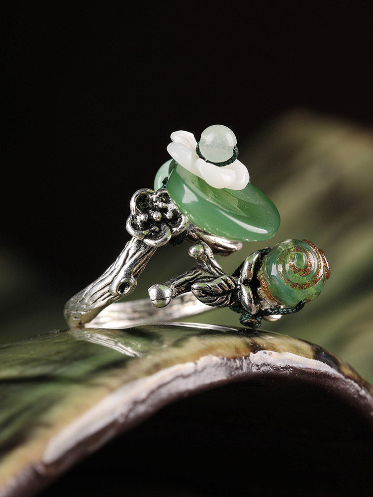 Antique Jade Shell Flower Ring