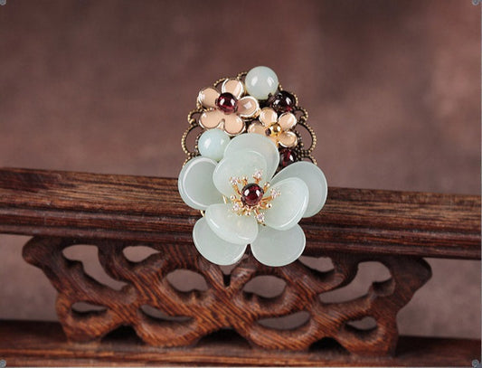 Green Agate Garnet Crystal Flower Ring