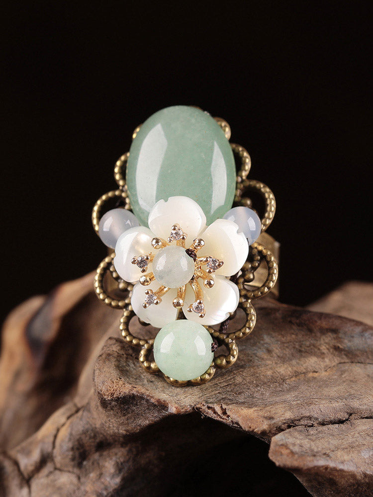 Oval Jade Shell Flower Ring