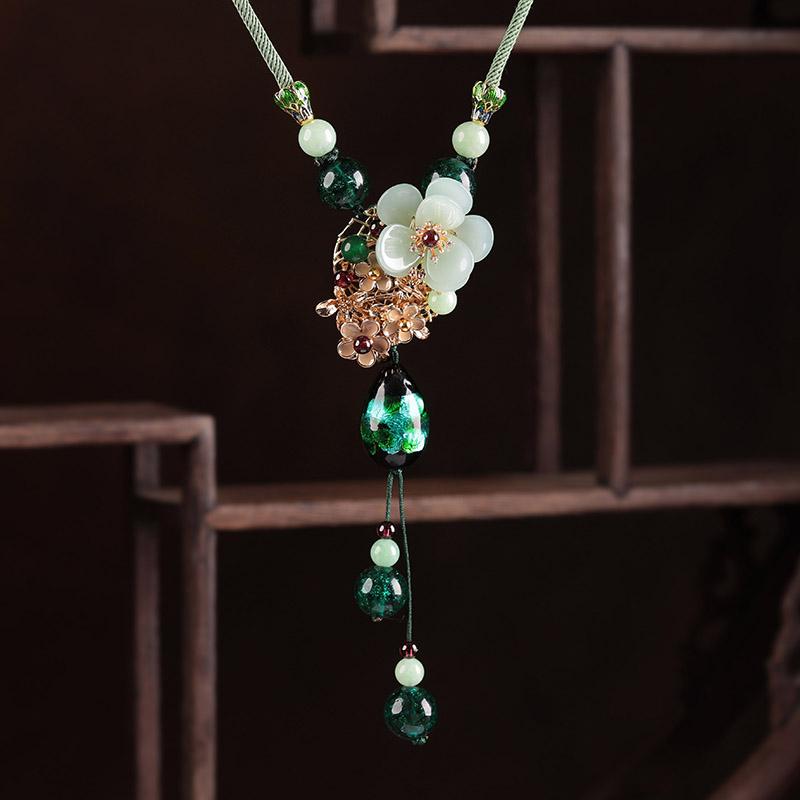 Elegant Jade Flower Necklaces