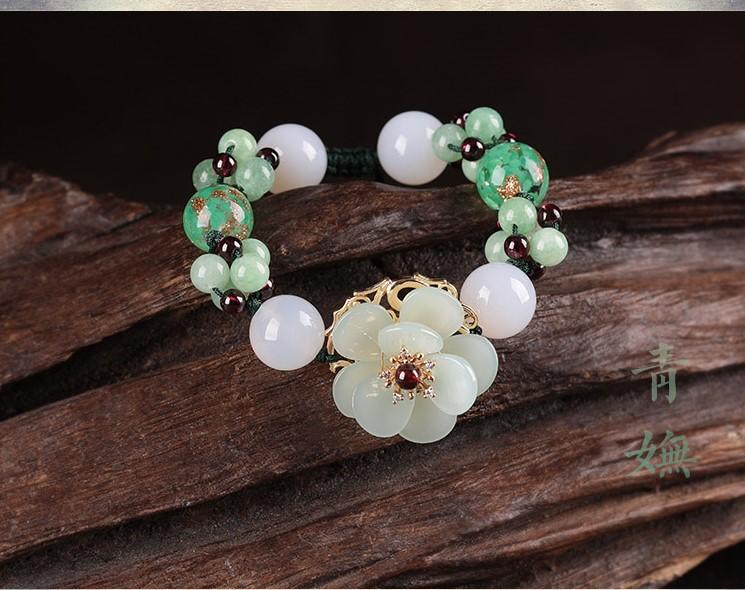 Charming Perfections High Quality Natural Green Agate flower bracelet Jewelry with wooden art background Pure Natural Stone Crystal Beauty Jewelry. Perfect for Birthday Gifts, Anniversary, Black Friday, Christmas, or any Occasion. Perfect Present for a Loved one. Fashion and Style. Very Fashionable for that special someone.