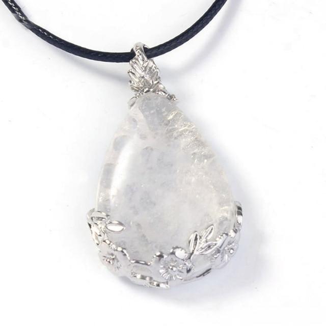 Teardrop Flower Stone Pendants Necklace Exquisite