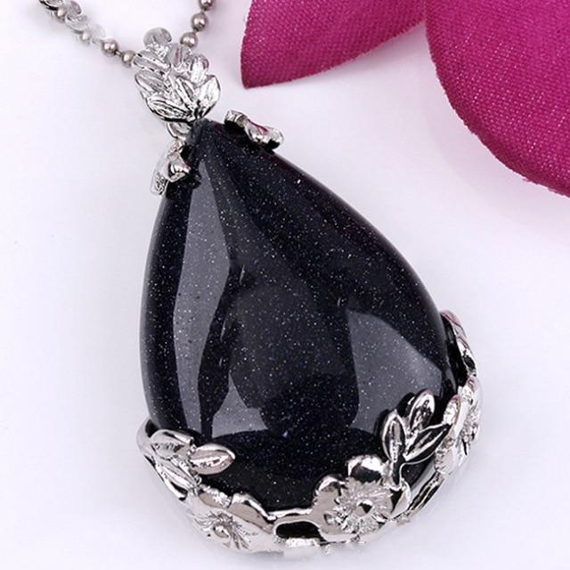 Teardrop Flower Stone Pendants Necklace Exquisite